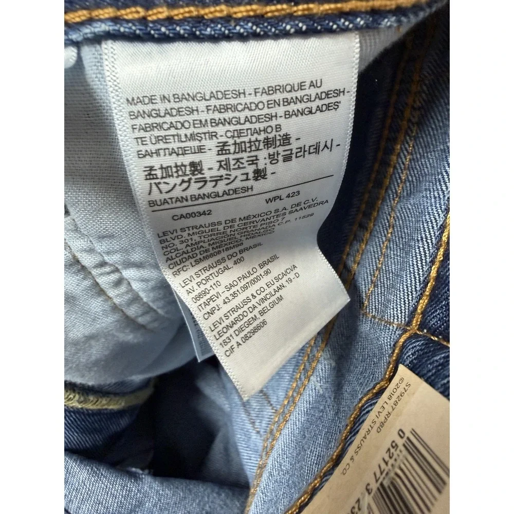Levis please check